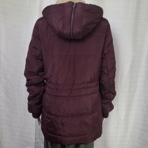 LEVI'S Quilted Puffer Coat Jacket Sherpa Hood and Trim Burgundy Women's M - Picture 14 of 16